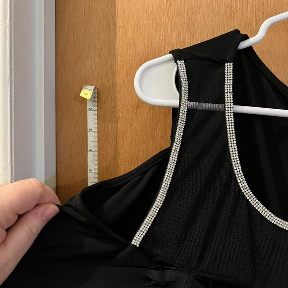 Size XL - Prelude - Black Cold-Shoulder Midi Dress - Picture 6 of 6